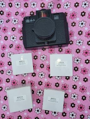 Holga 120CFN Medium Format Untested Camera Flash + Add'l Filters + Filter Holder